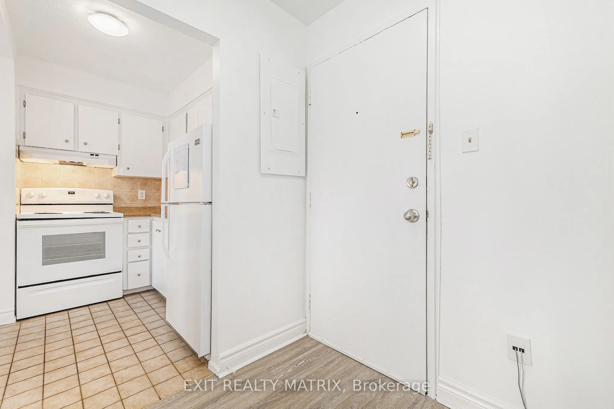 2041 Arrowsmith Drive #403C