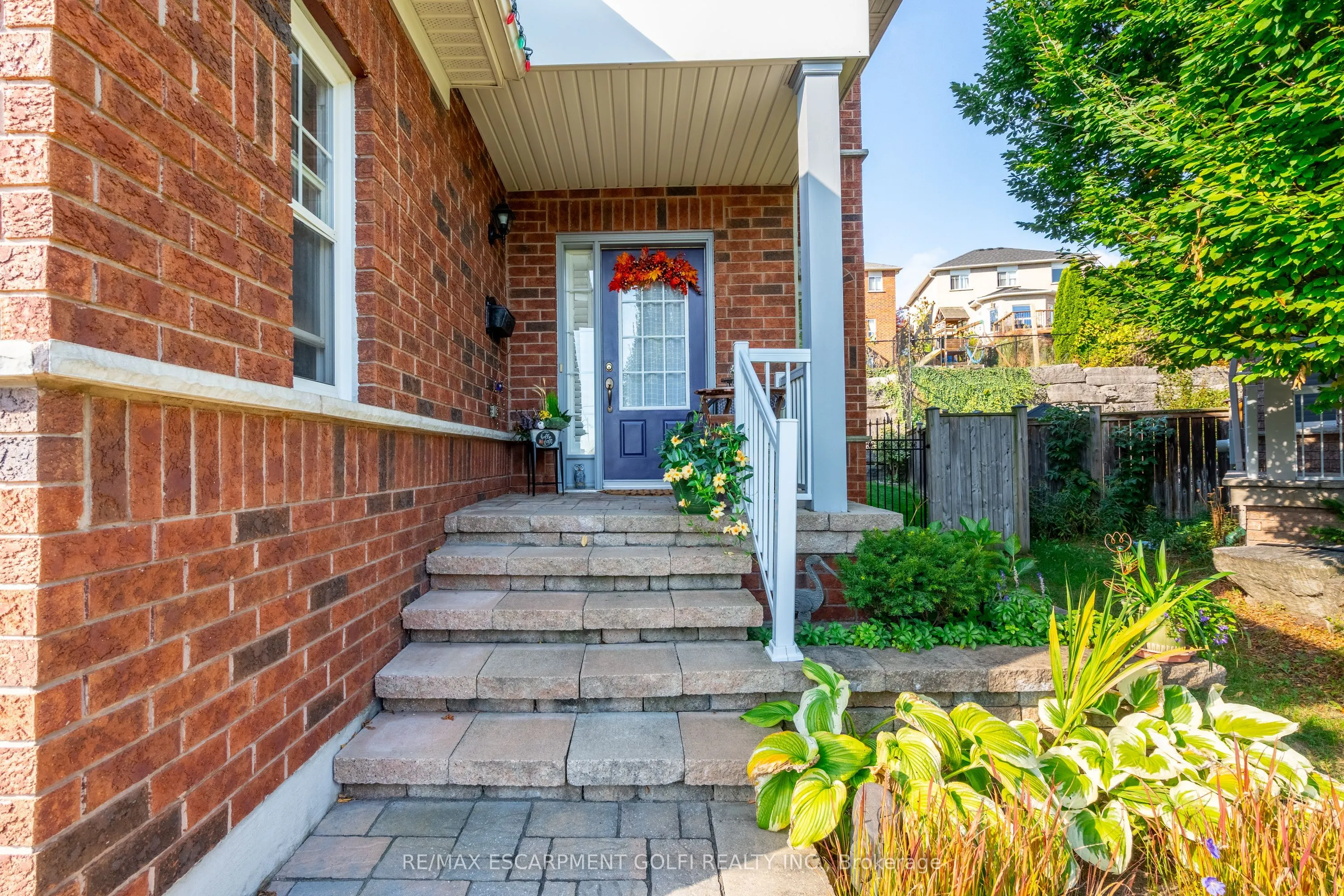 43 Woodlawn Court