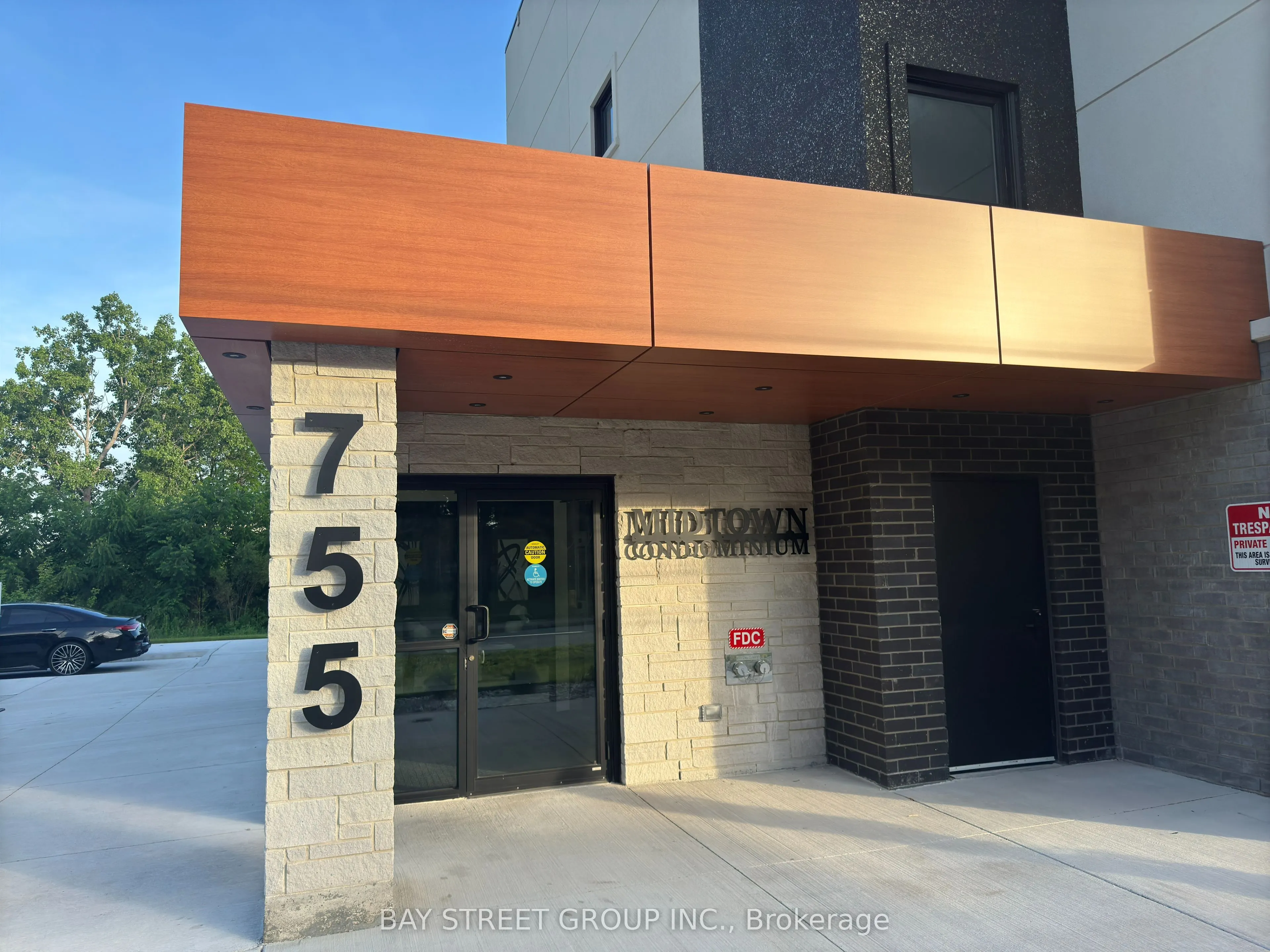 755 Grand Marais E Road, #303