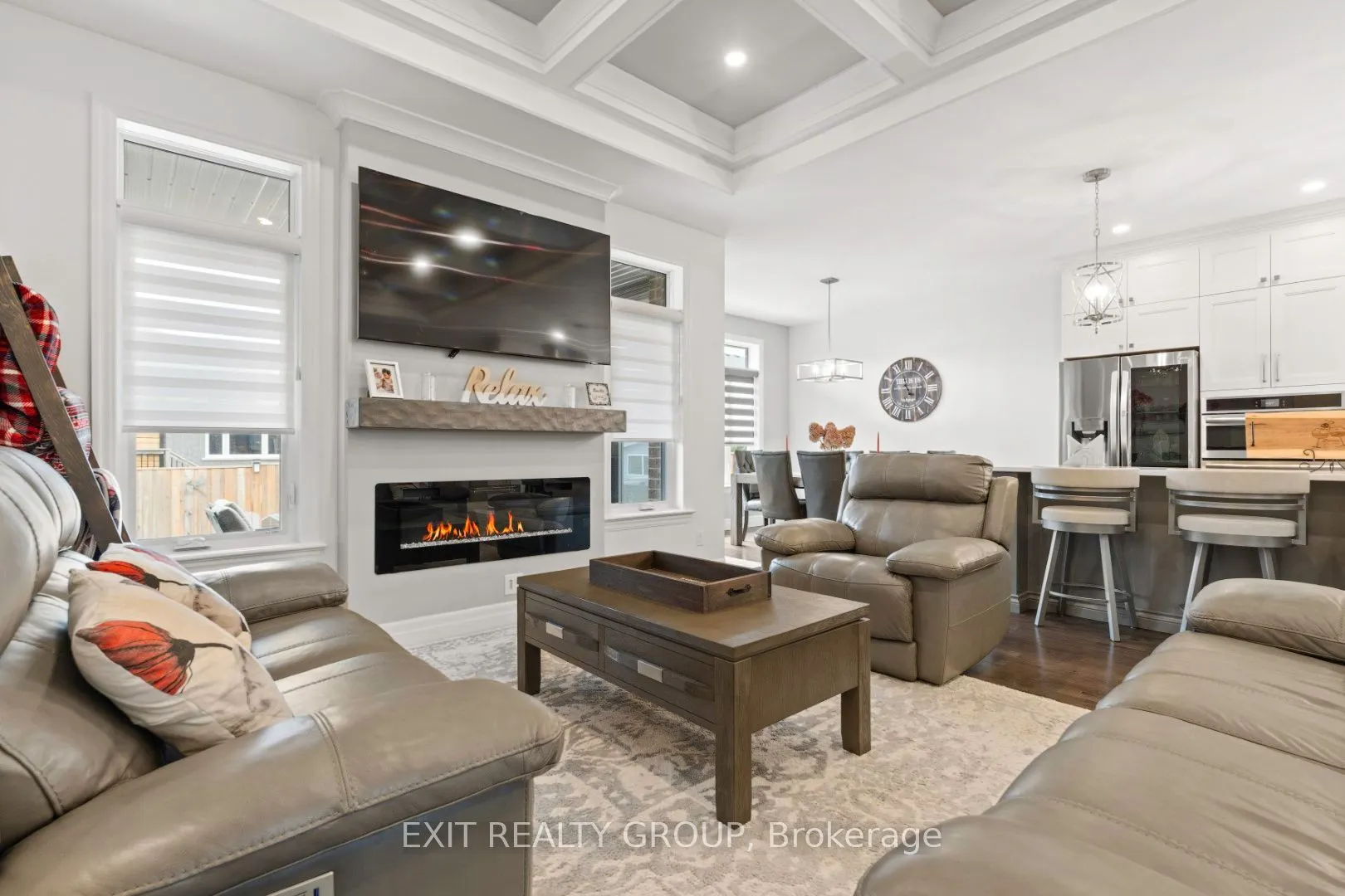 86 Essex Drive
