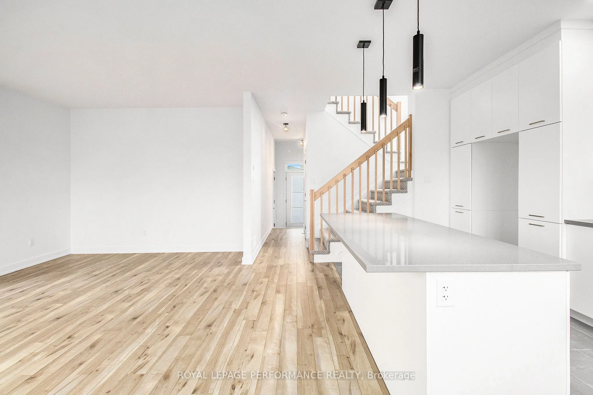 76 RUTILE Street