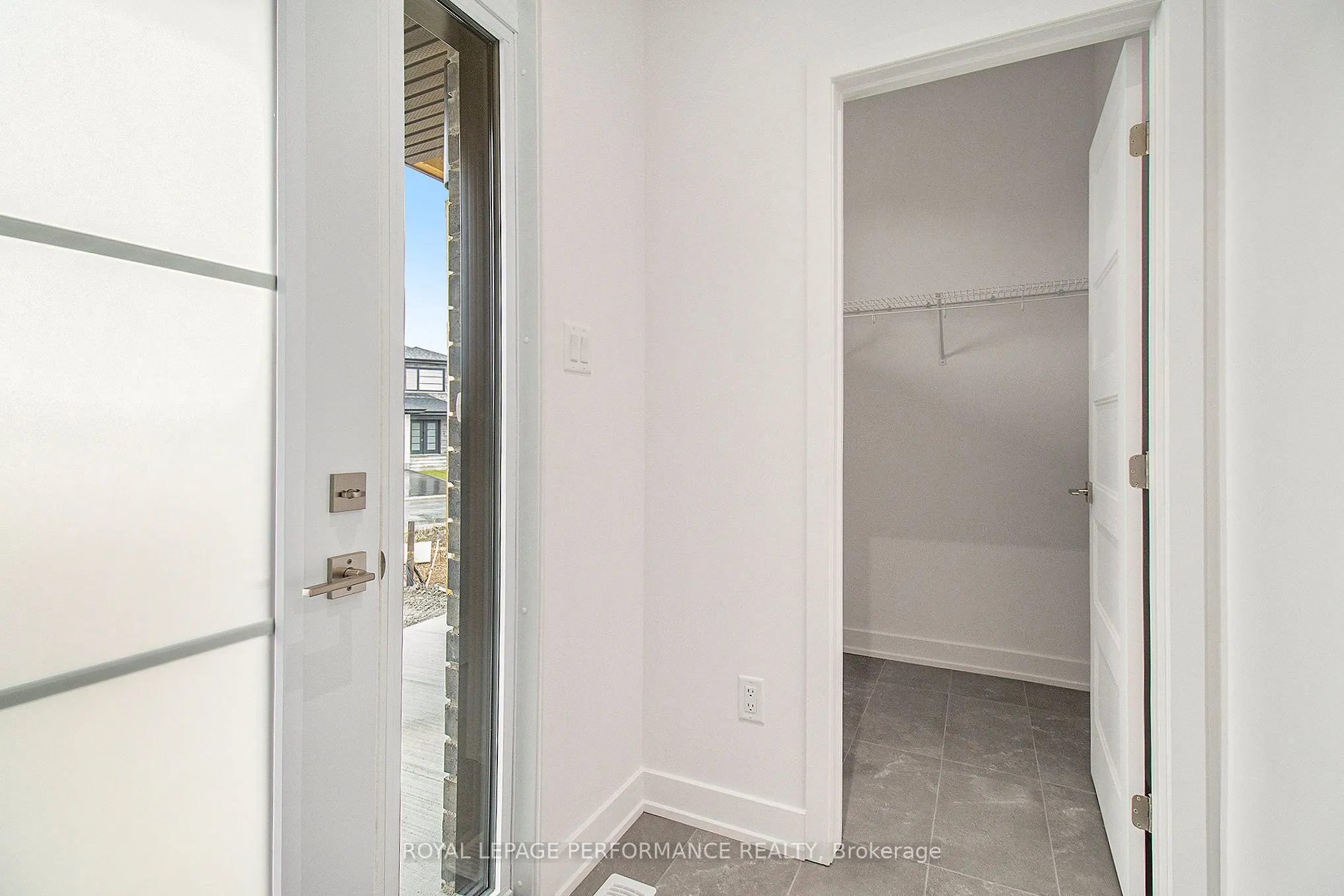 94 RUTILE Street