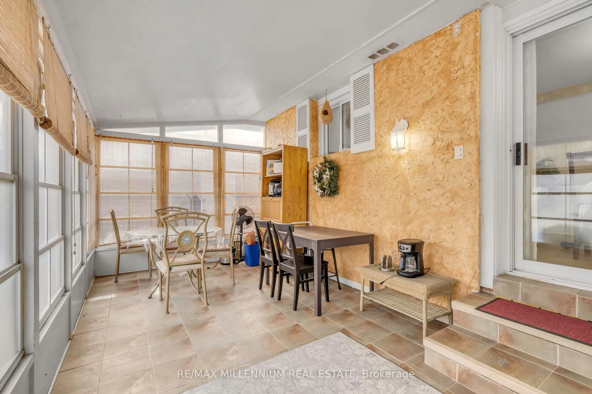 398 Kerman Avenue, #Main
