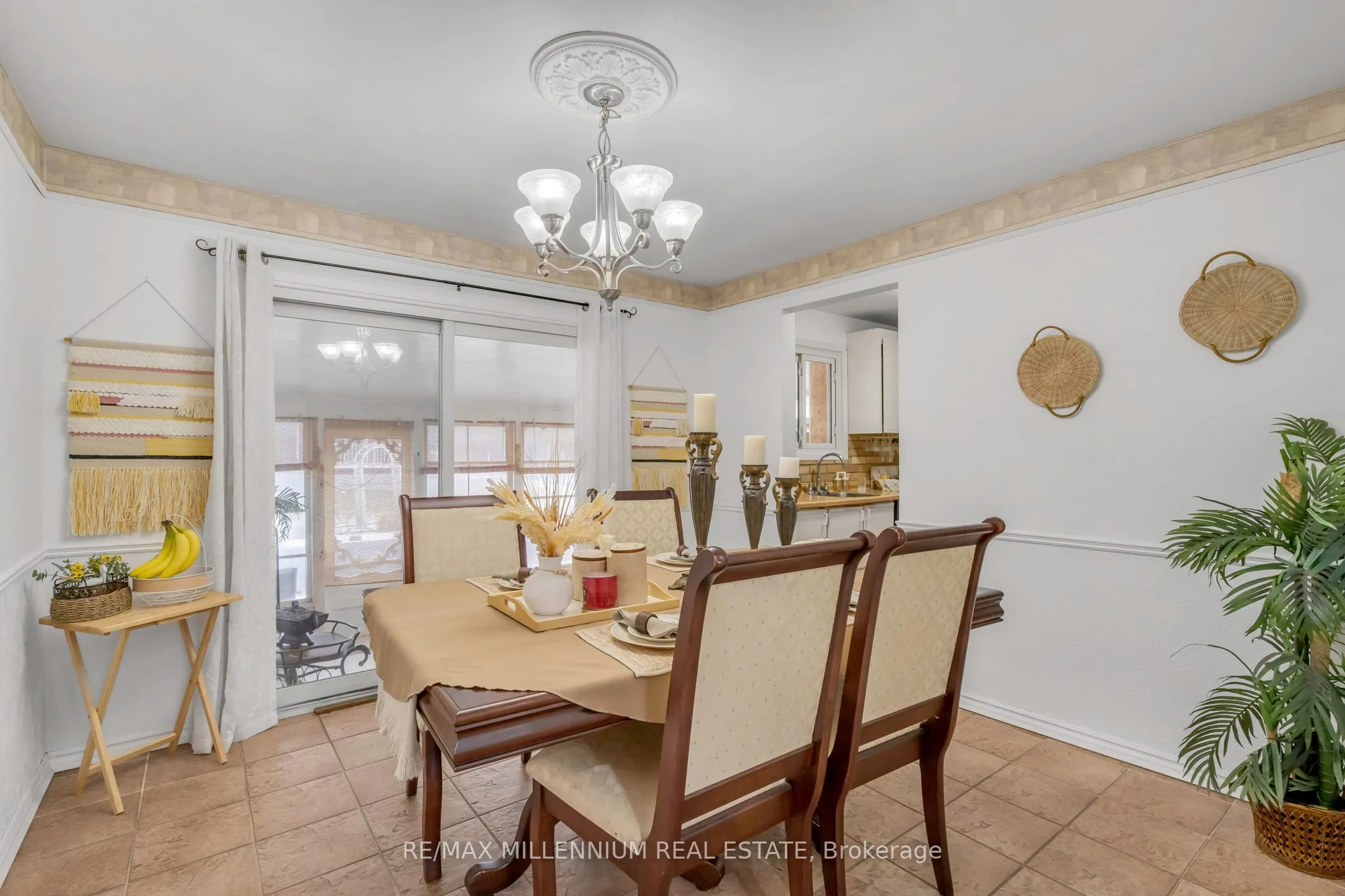 398 Kerman Avenue, #Main