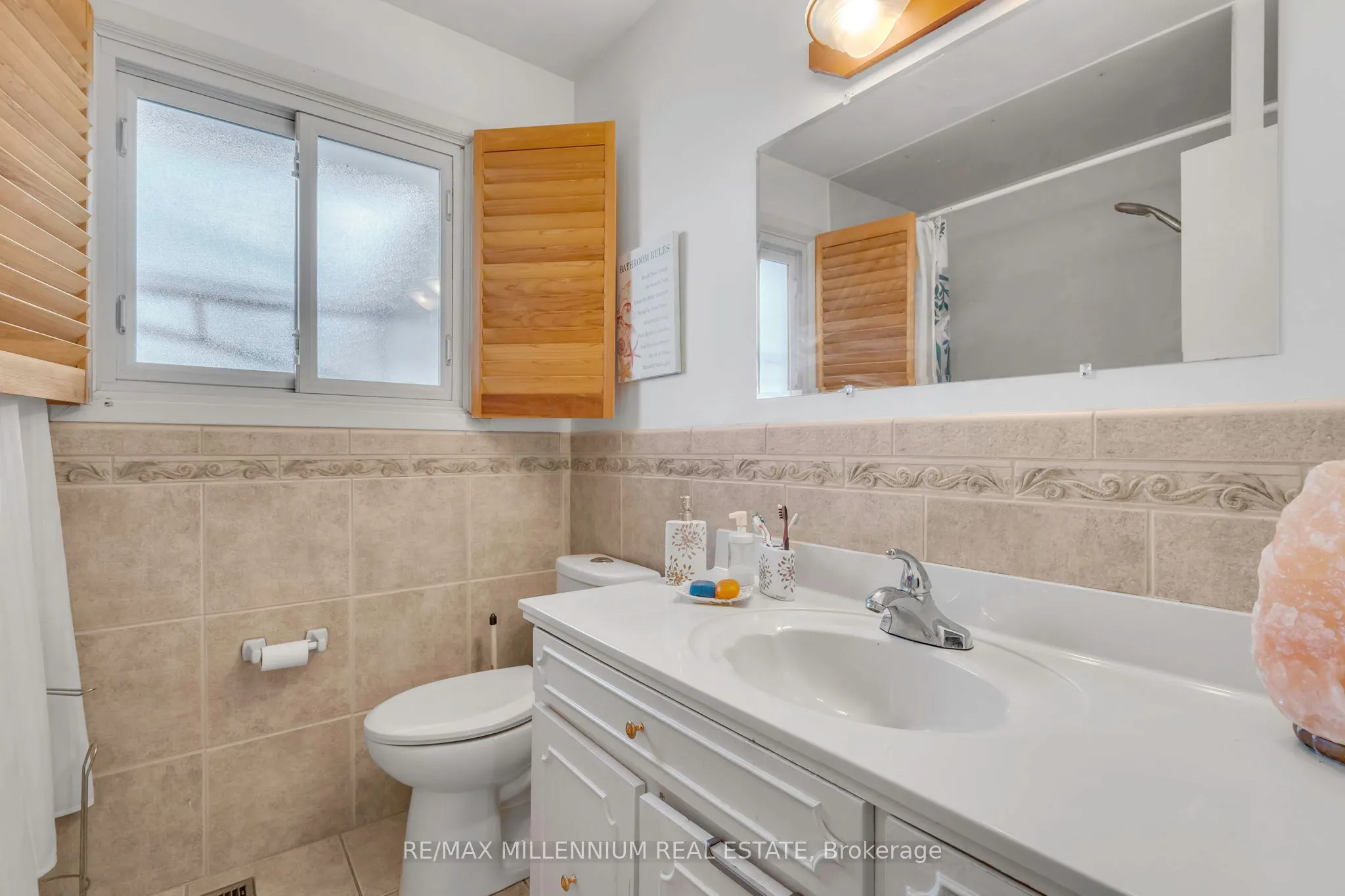 398 Kerman Avenue, #Main
