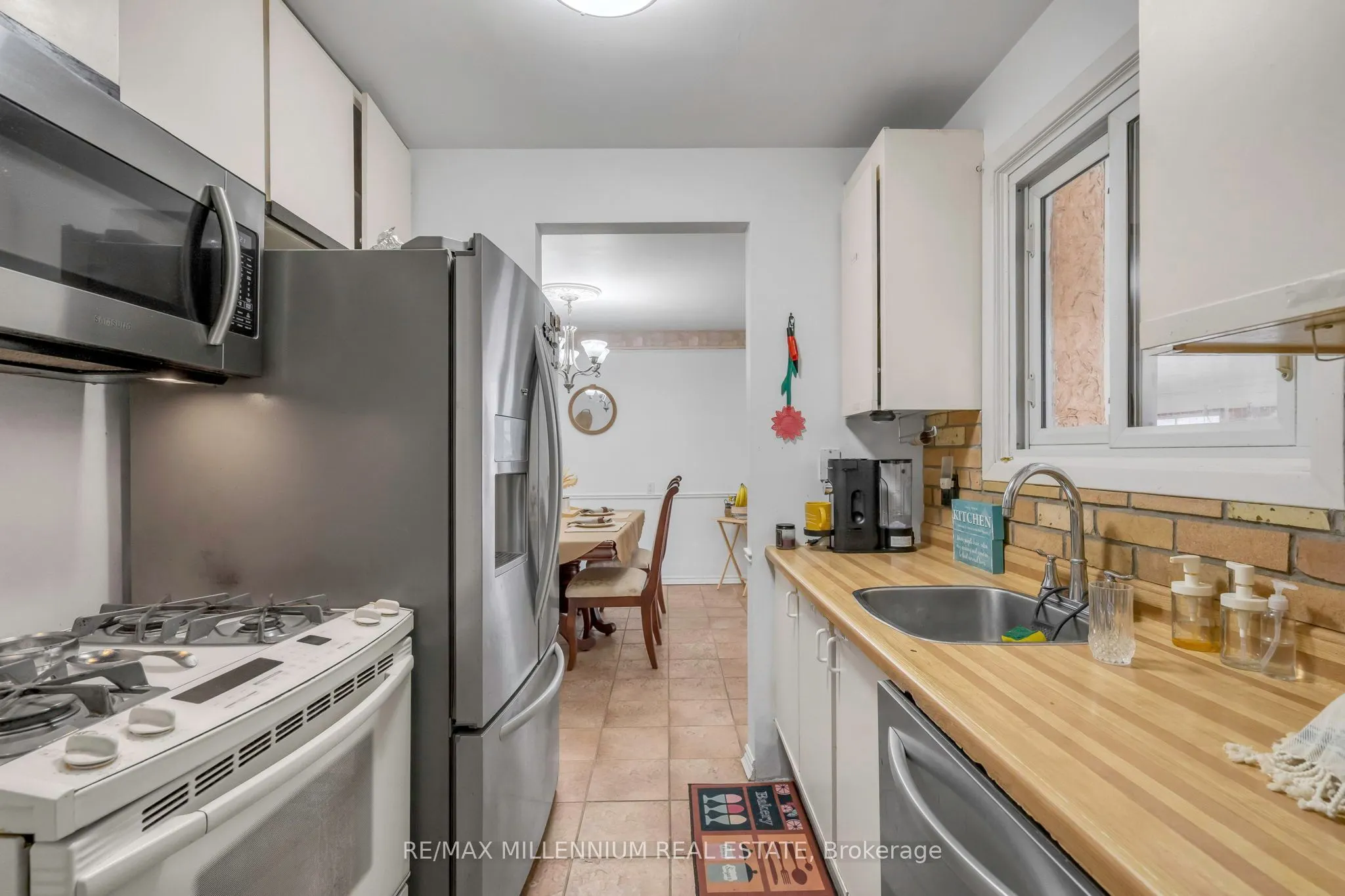 398 Kerman Avenue, #Main