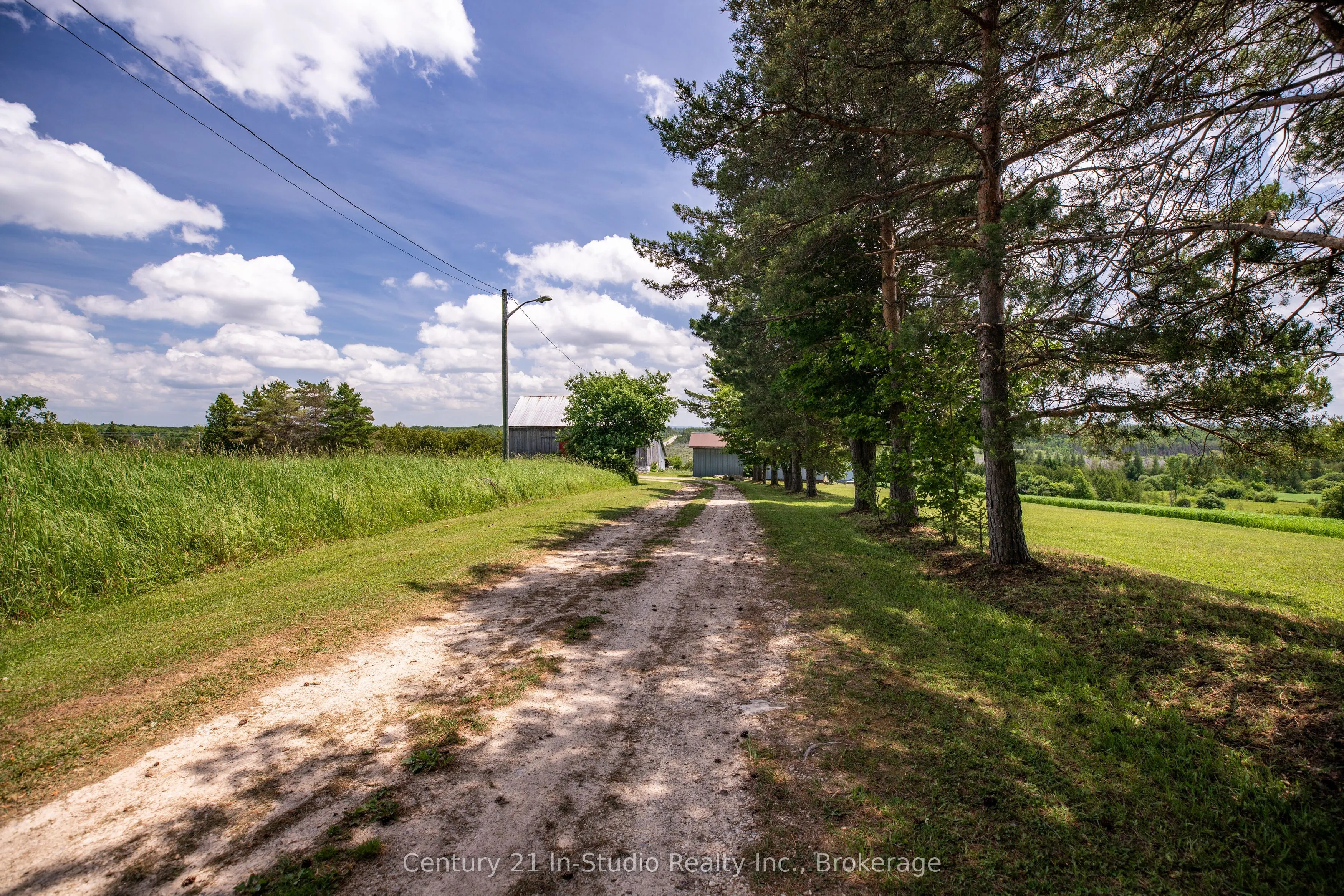 775678 Highway 10