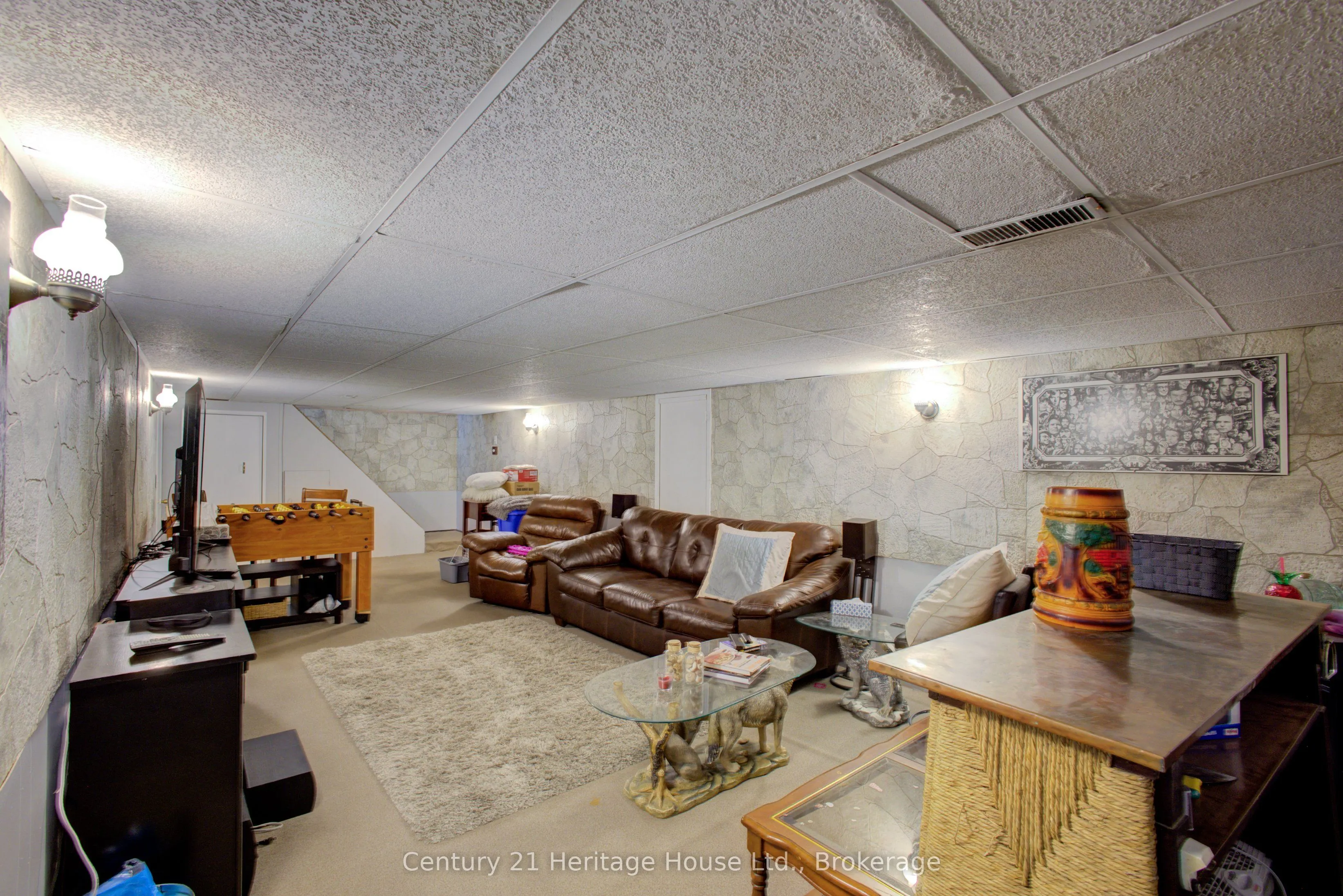 313003 Hwy  6 Highway