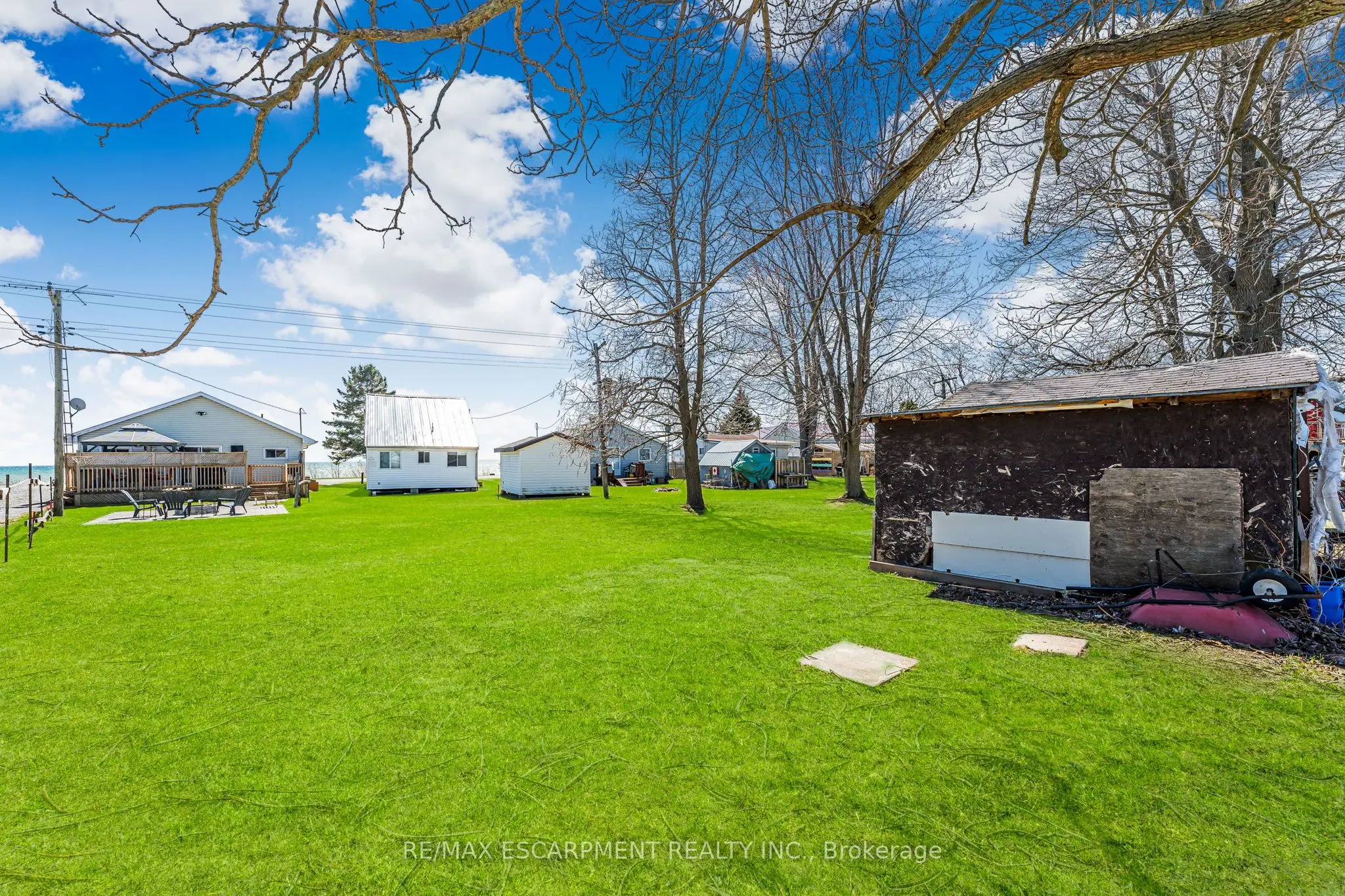 793 Lakeshore Road