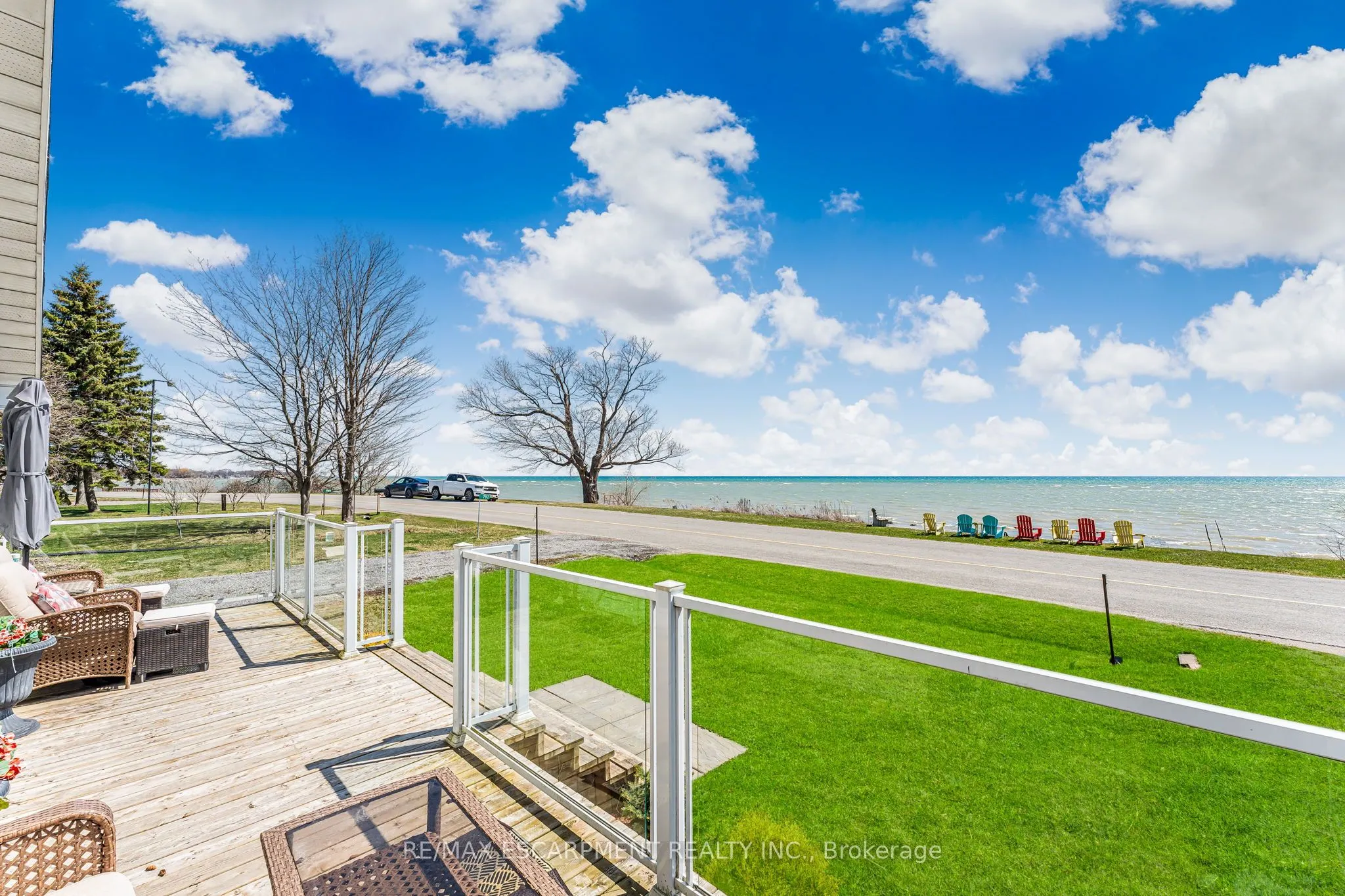 793 Lakeshore Road