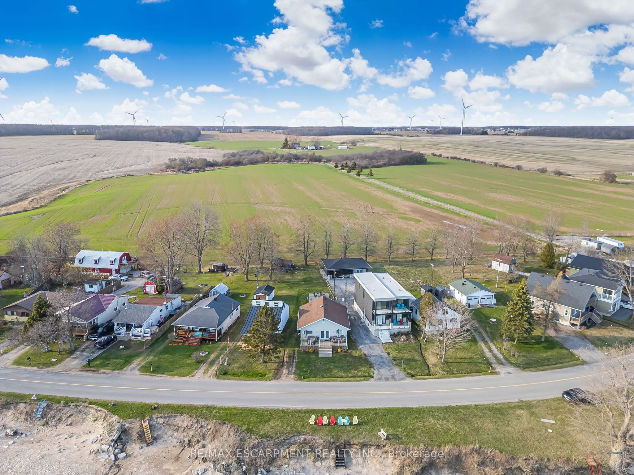 793 Lakeshore Road