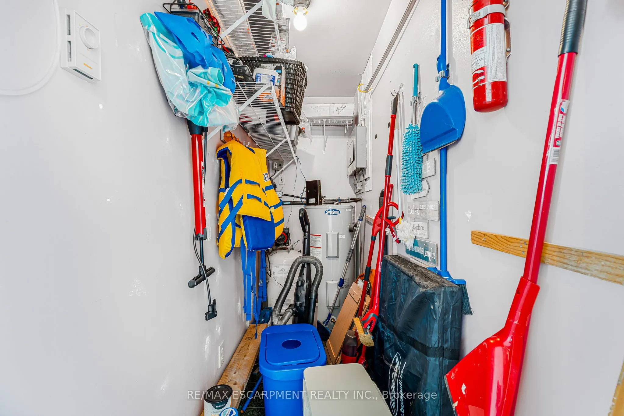 793 Lakeshore Road