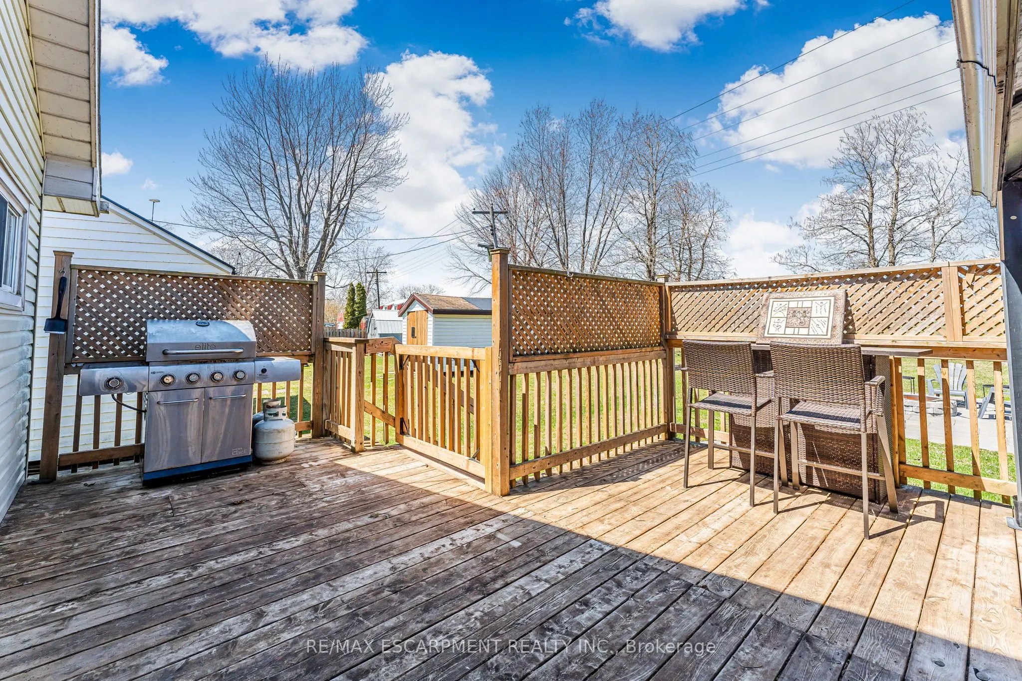 793 Lakeshore Road