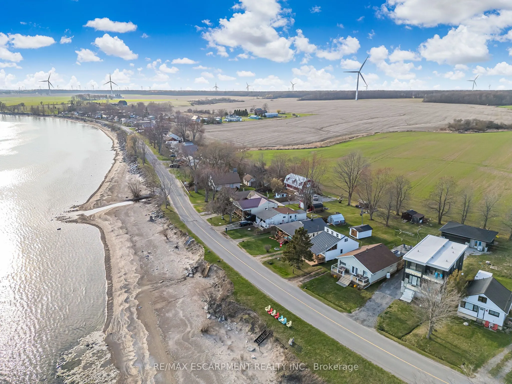 793 Lakeshore Road