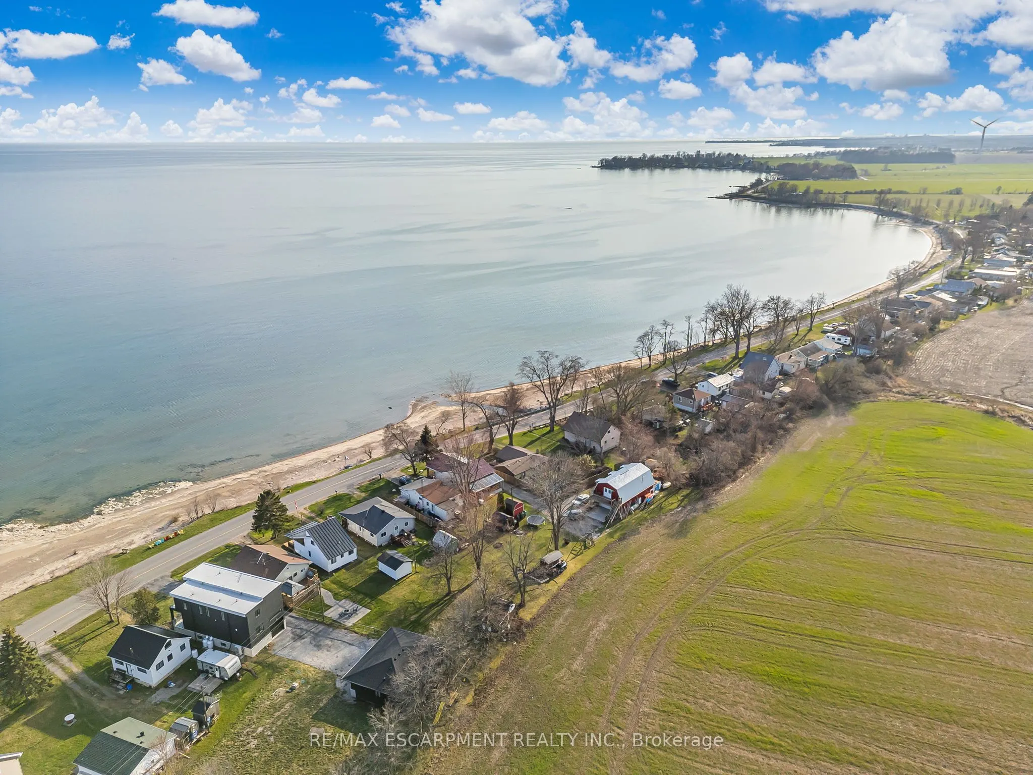793 Lakeshore Road