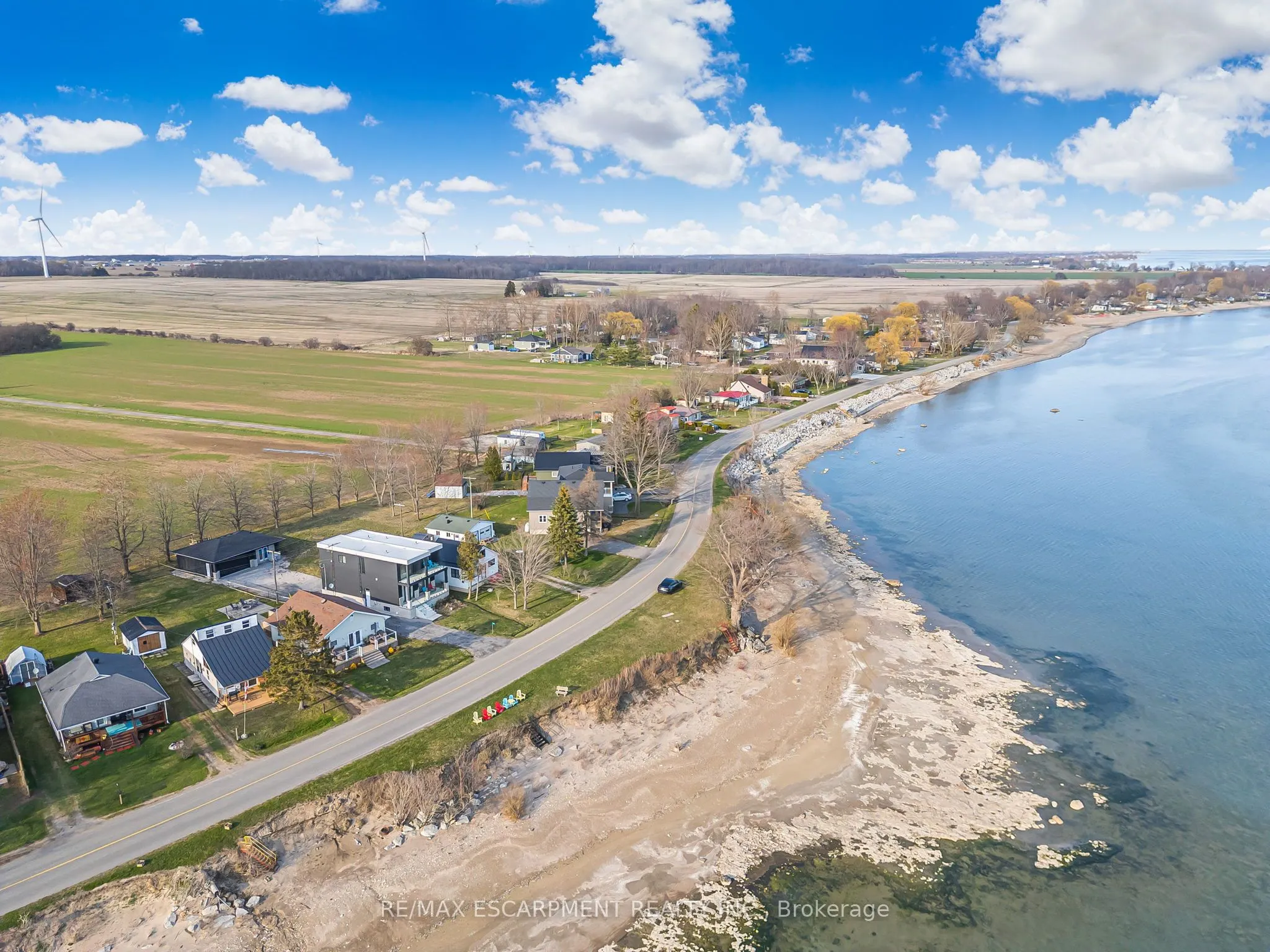 793 Lakeshore Road