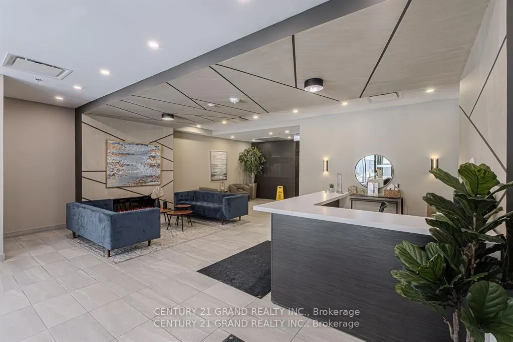 60 Charles Street W, #503