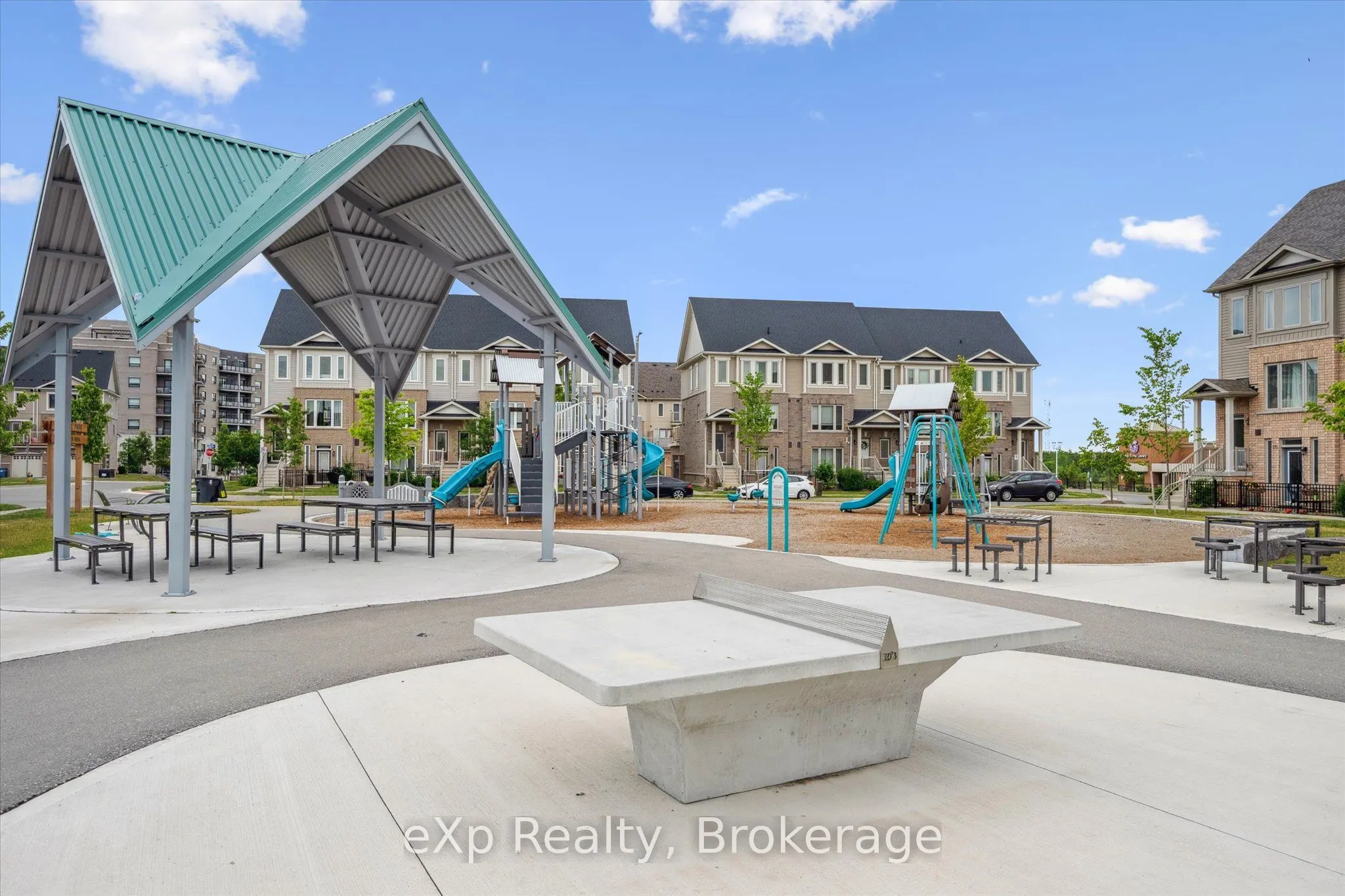124 Watson Parkway N, #4