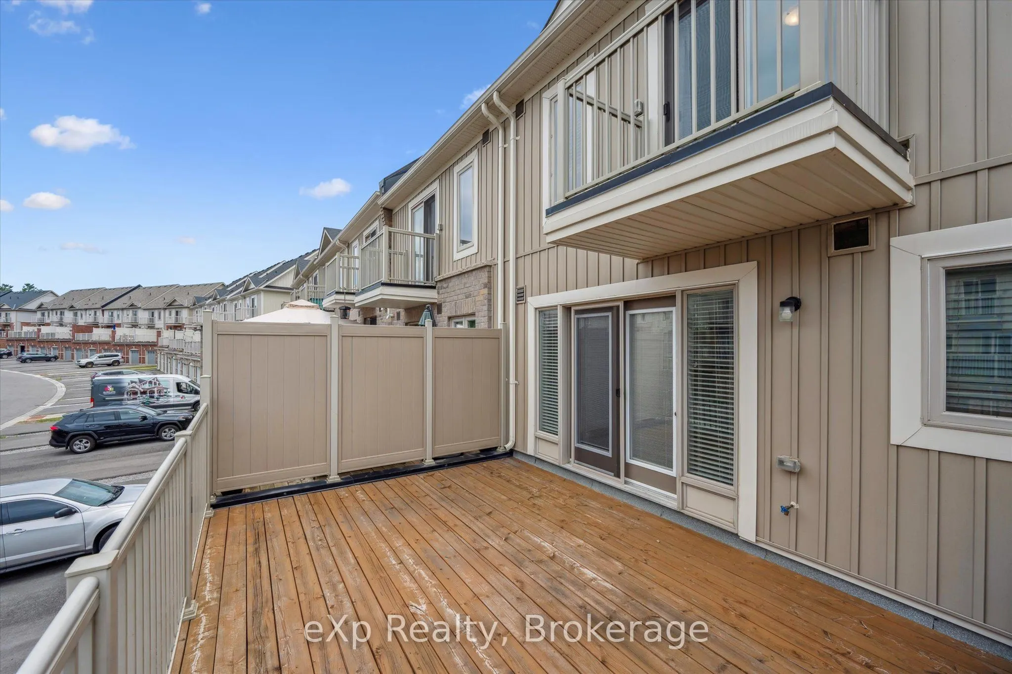 124 Watson Parkway N, #4