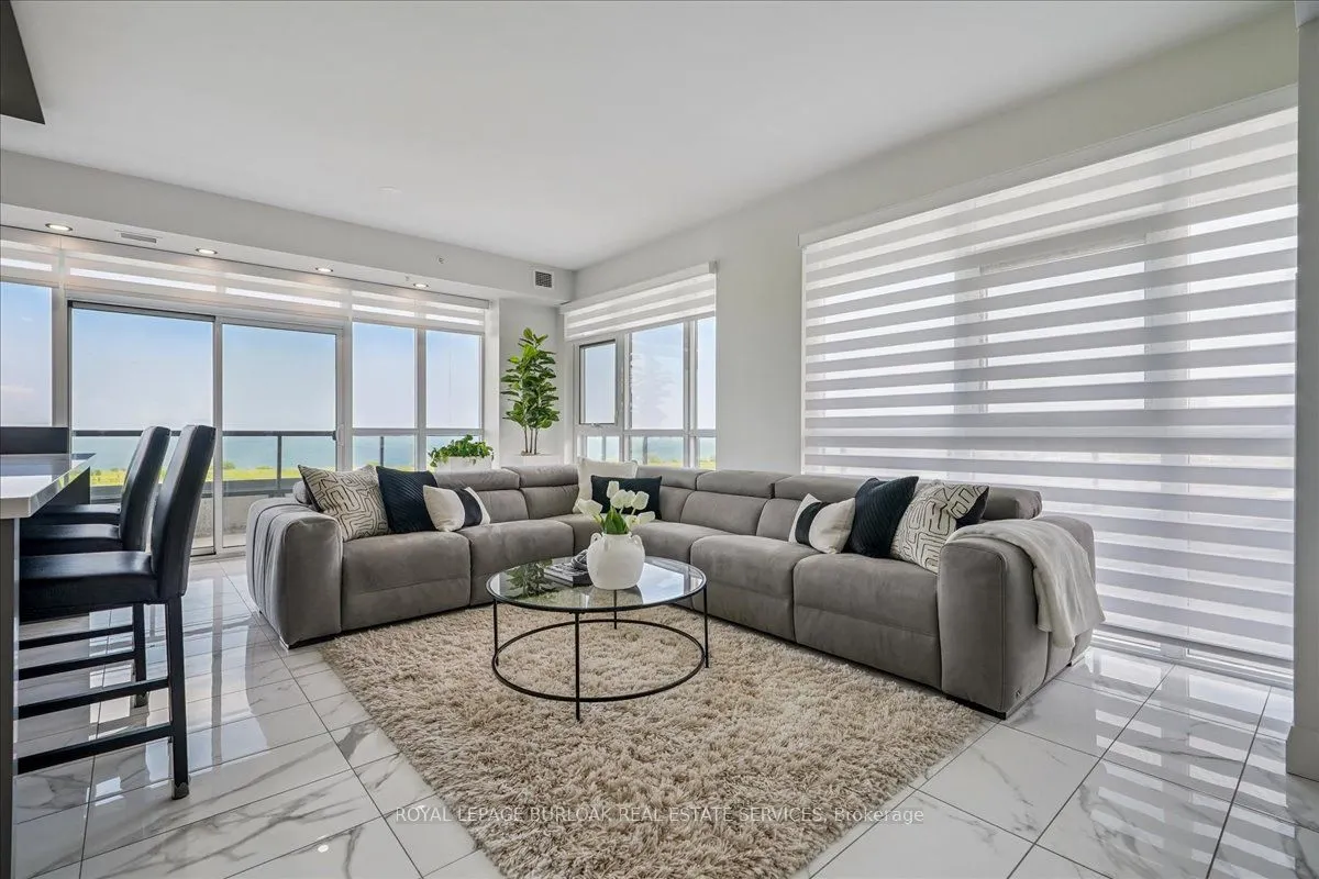 550 North Service Road, #806