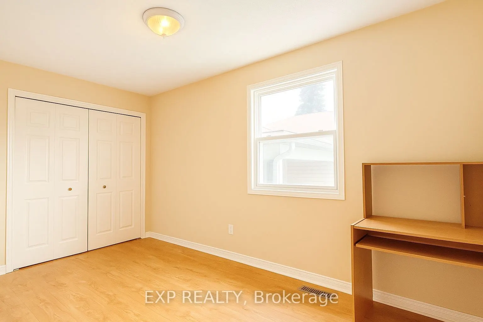 1023 Vista Barrett Private