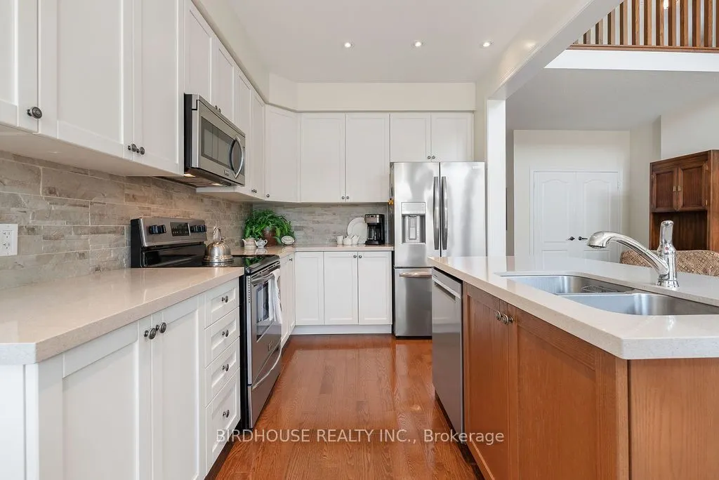 11 Deacon Crescent