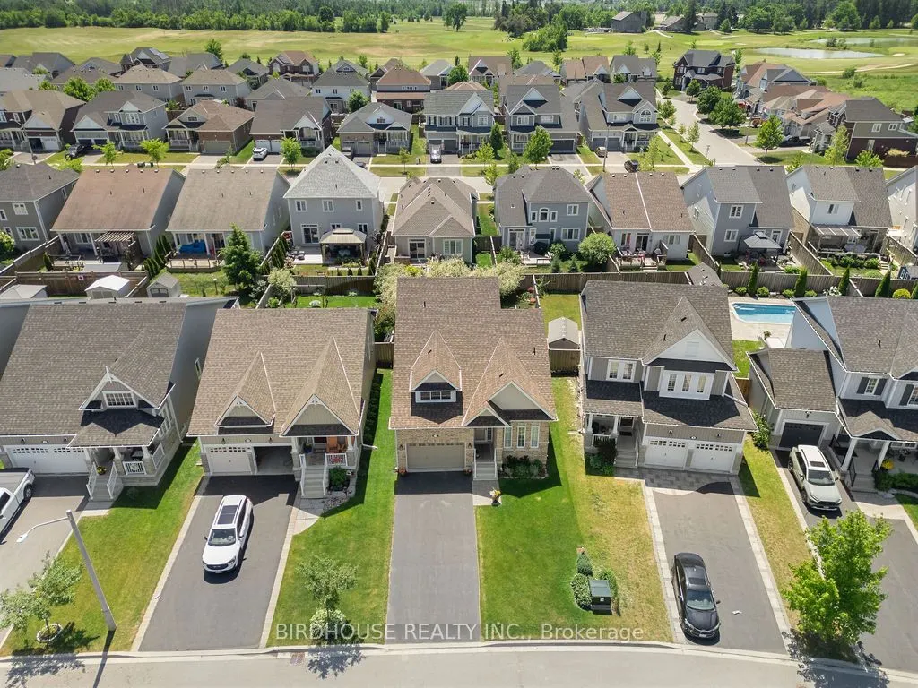 11 Deacon Crescent