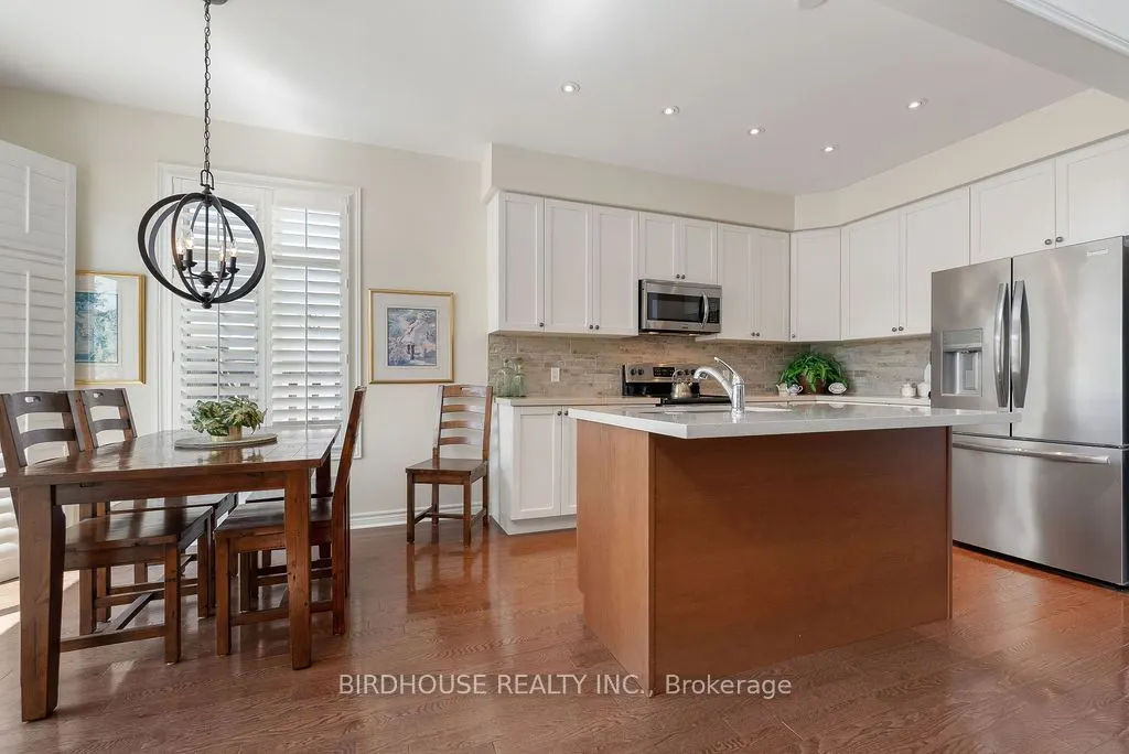 11 Deacon Crescent