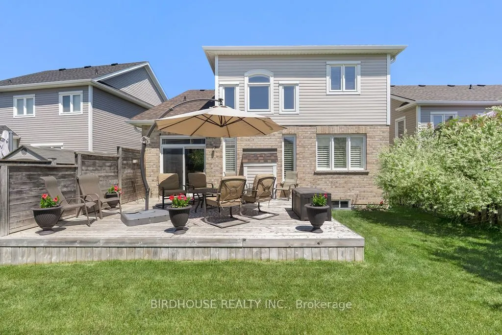 11 Deacon Crescent