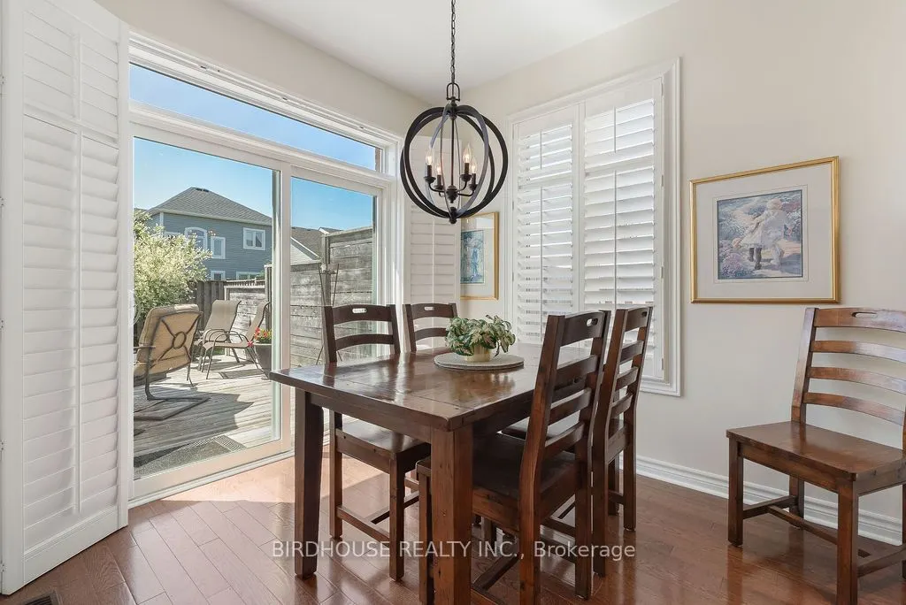 11 Deacon Crescent