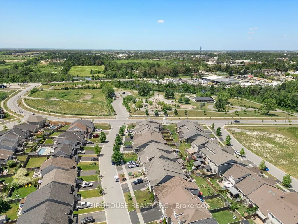 11 Deacon Crescent