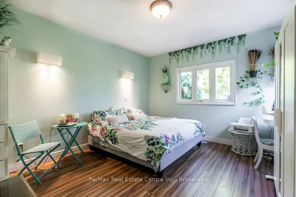 747 Garden Court Crescent