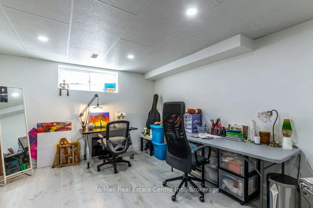 747 Garden Court Crescent