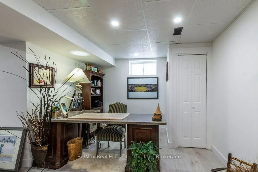 747 Garden Court Crescent