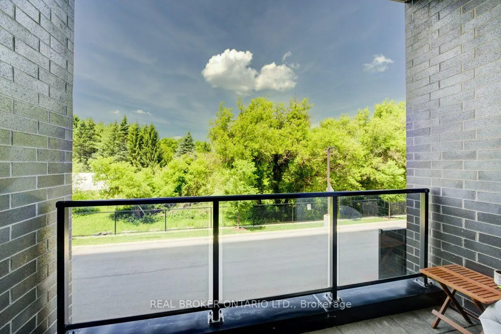 1880 Gordon Street, #109