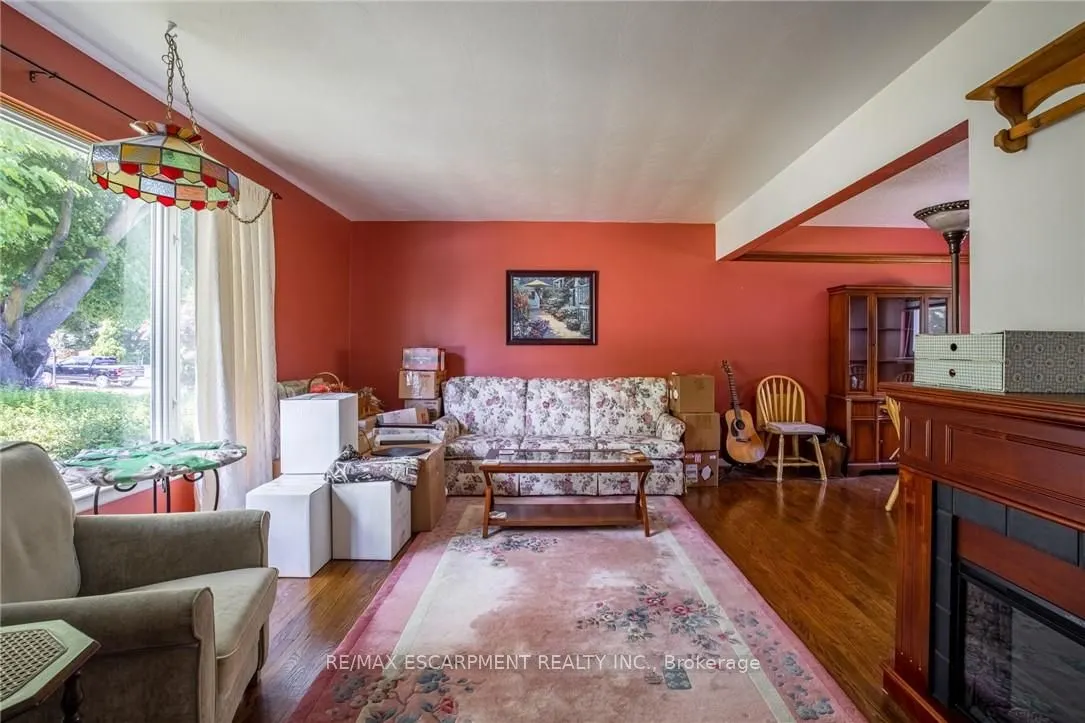 176 Laurier Avenue