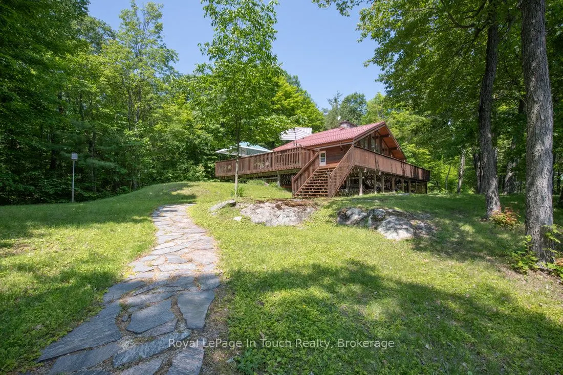 212 Wild Rice Trail SE