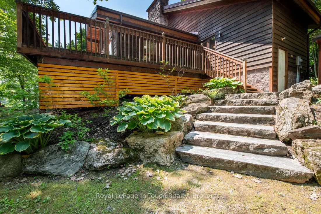 212 Wild Rice Trail SE