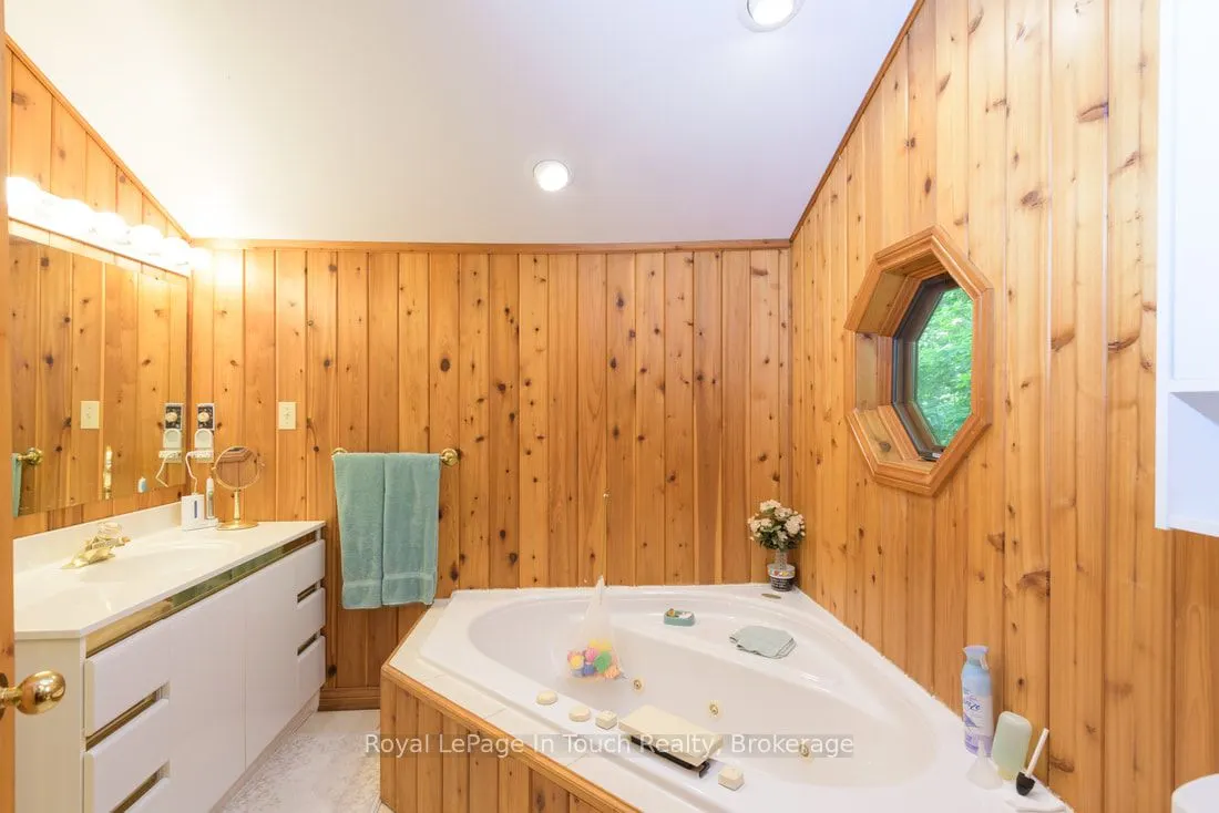212 Wild Rice Trail SE