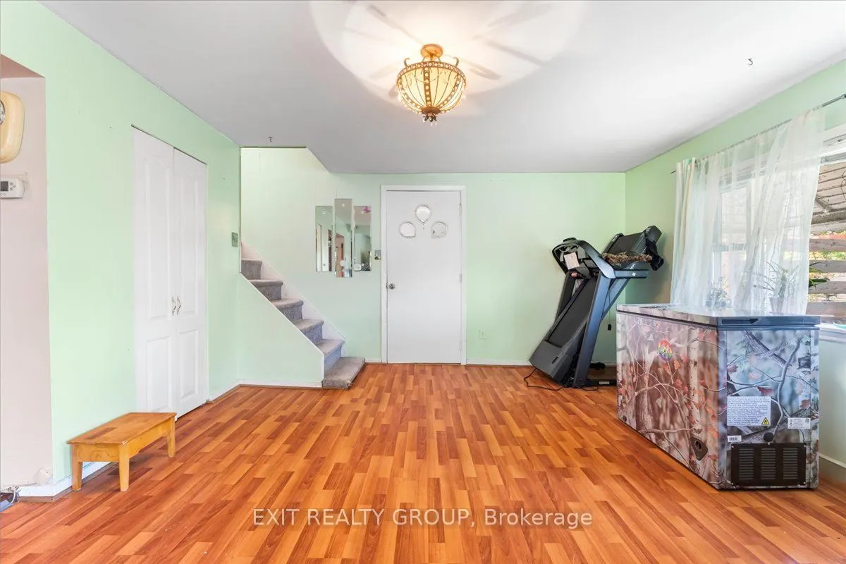 358 Riverside Parkway