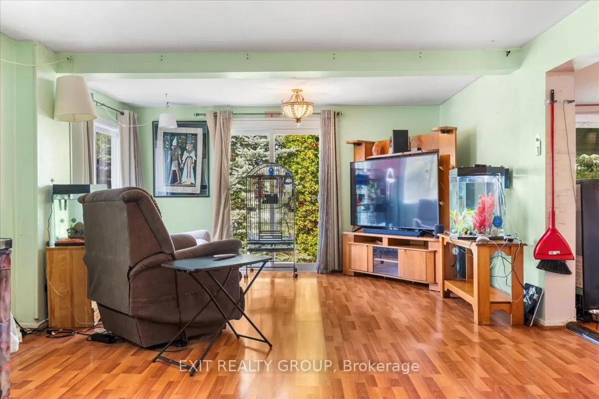 358 Riverside Parkway