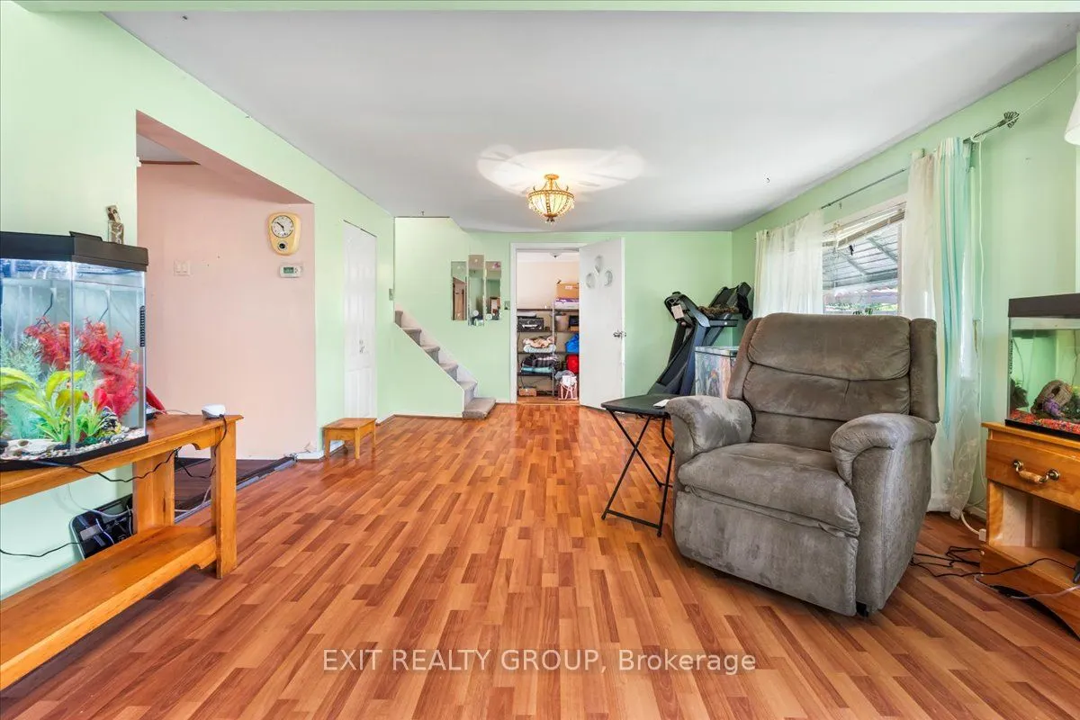 358 Riverside Parkway