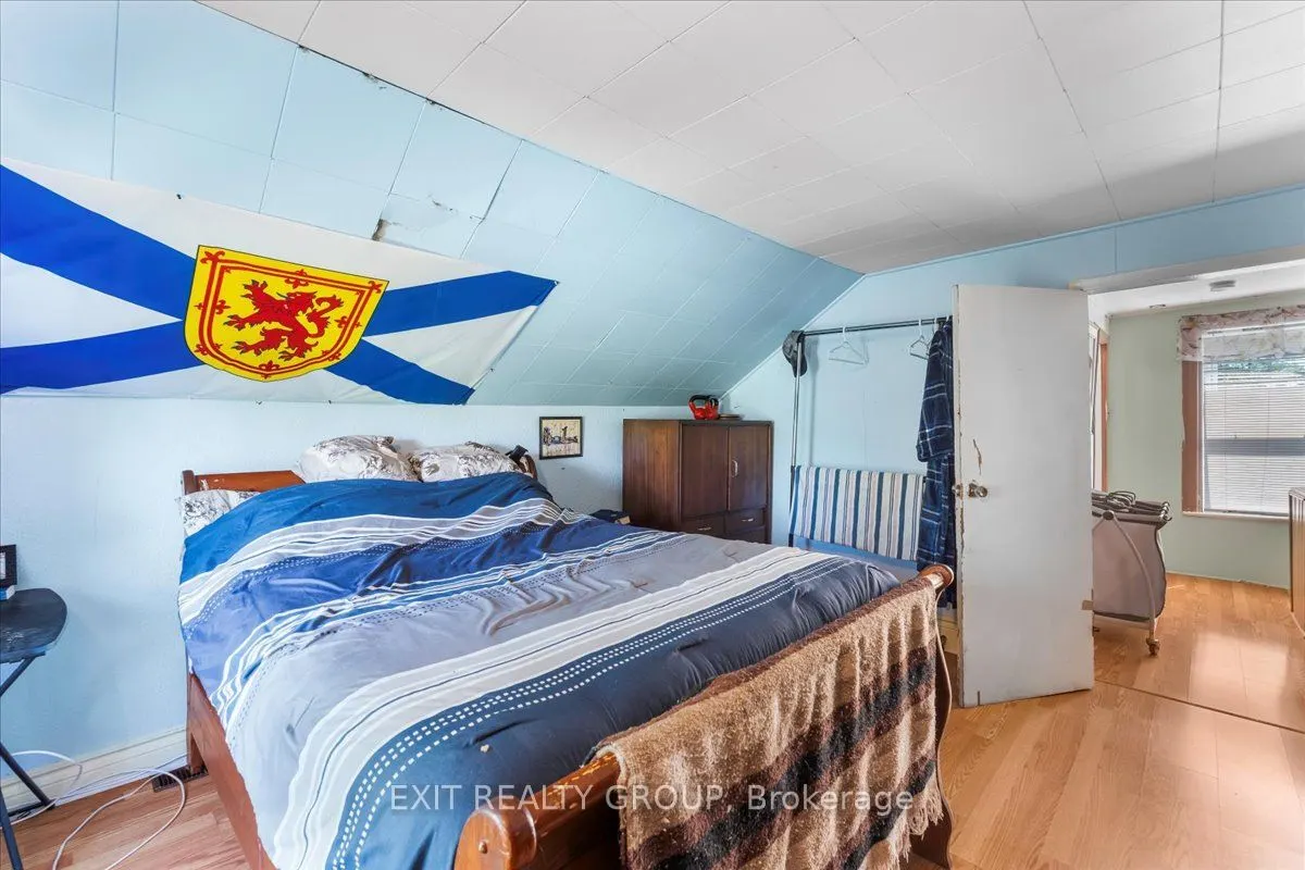 358 Riverside Parkway