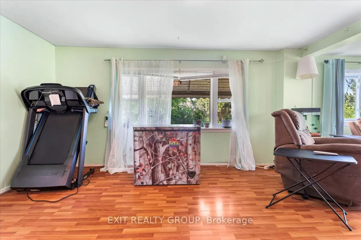 358 Riverside Parkway