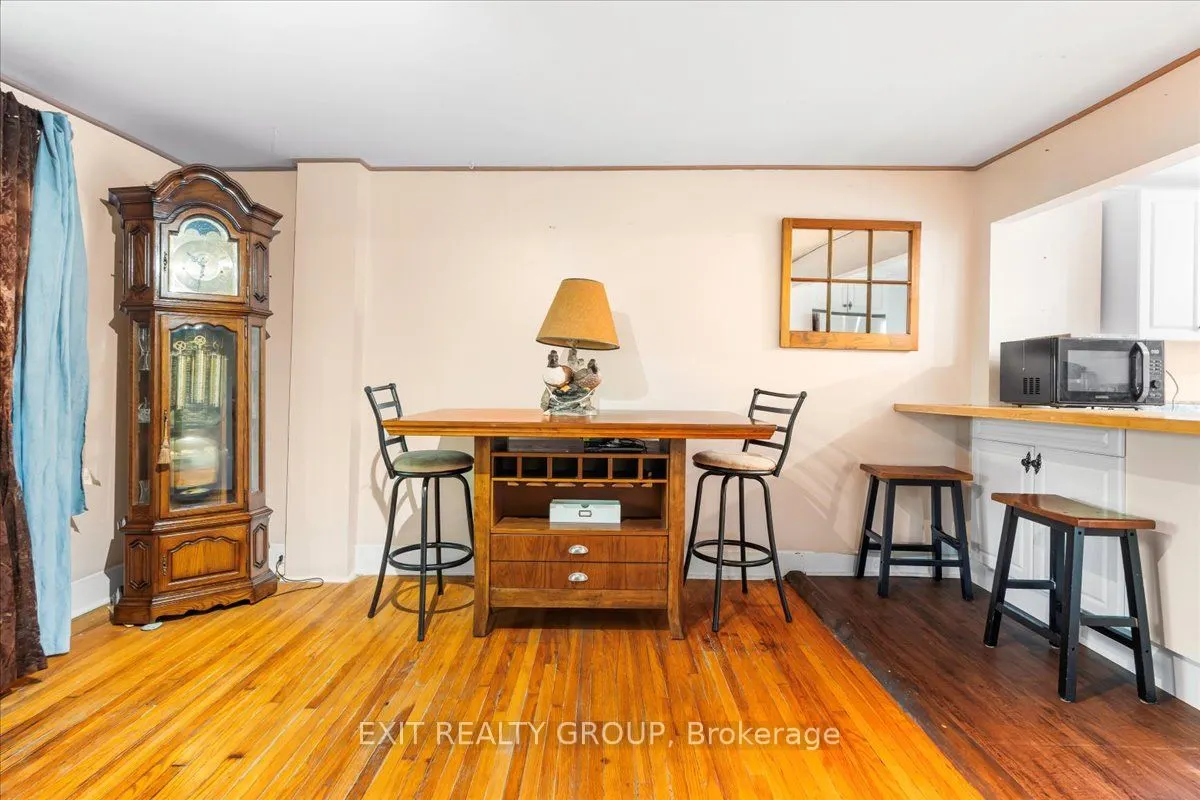 358 Riverside Parkway