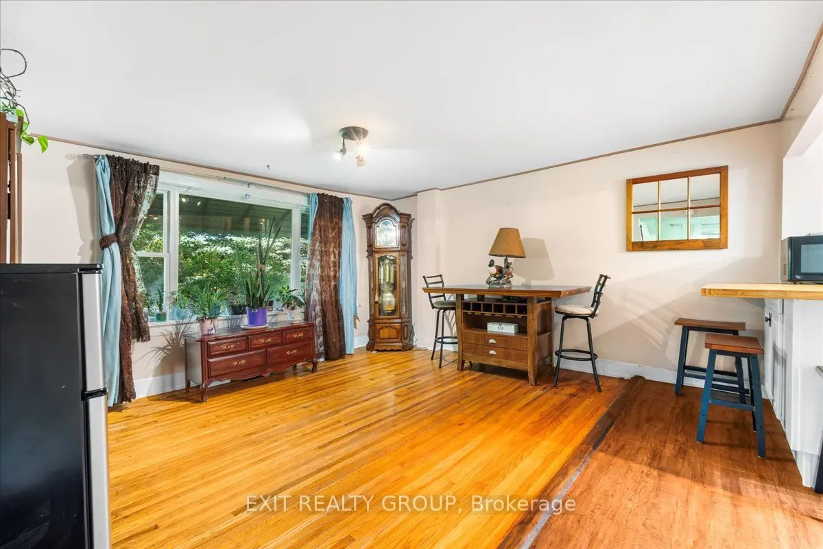 358 Riverside Parkway