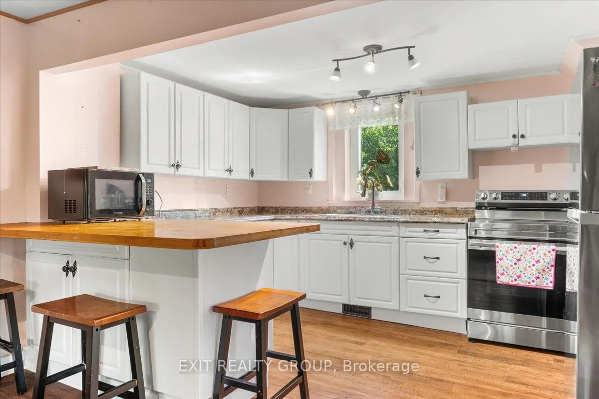 358 Riverside Parkway