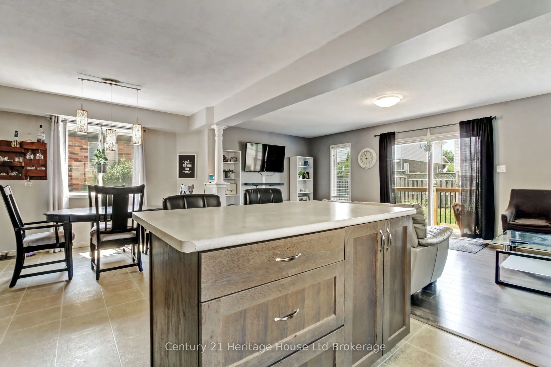 63 Woodhatch Crescent