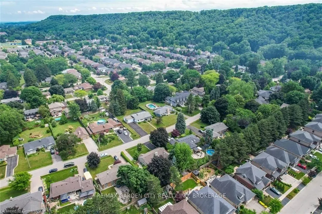 25 Garden Drive