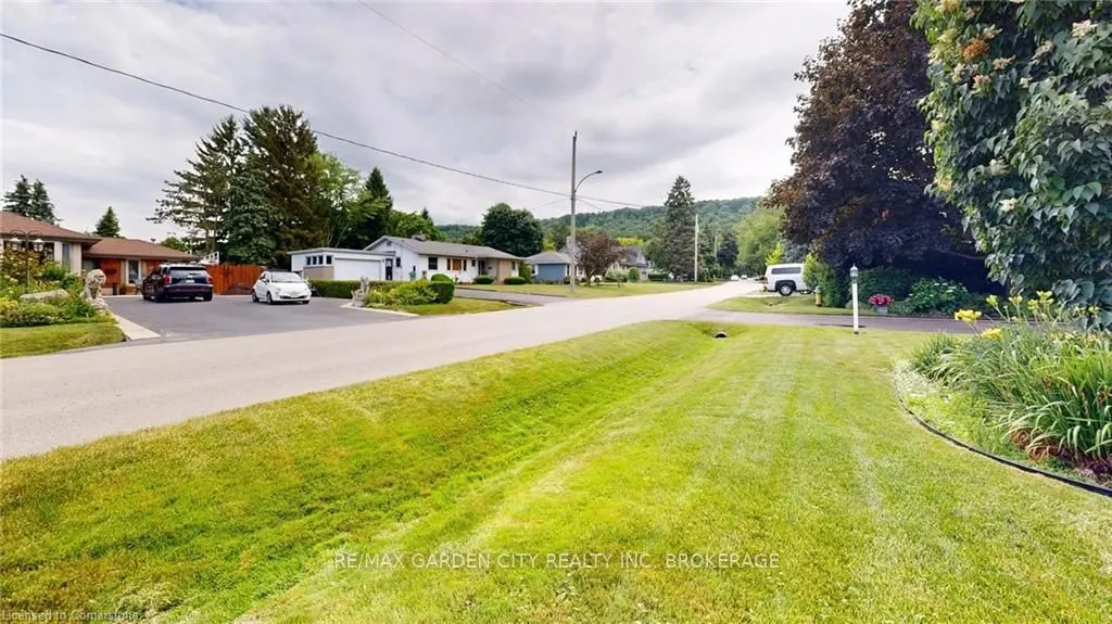 25 Garden Drive